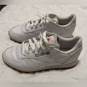 Reebok Classic Leather Sneaker-Women’s Size 8